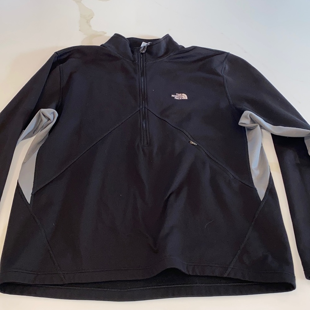 Men’s North Face coat